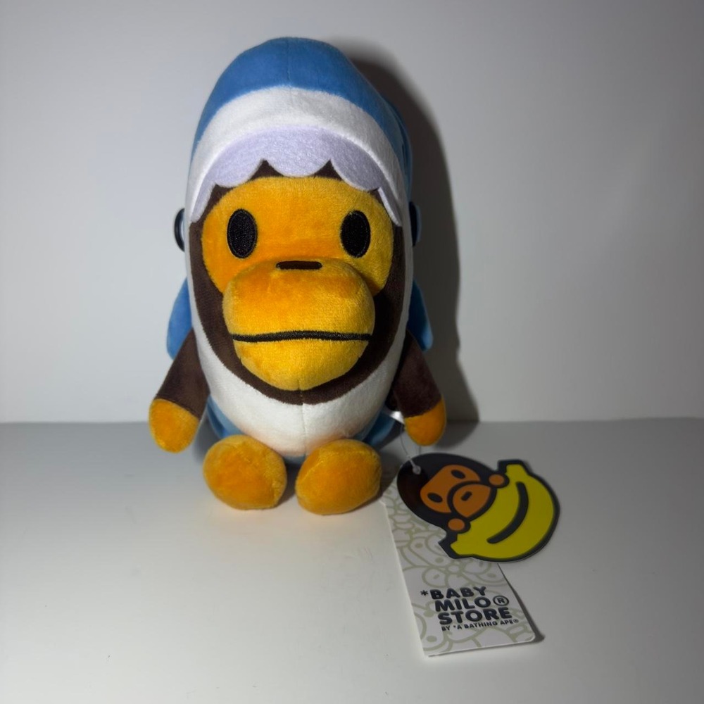 BAPE Baby Milo Shark Plush Mobile Bag Blue Crossbody Phone Pouch Lanyard NWT